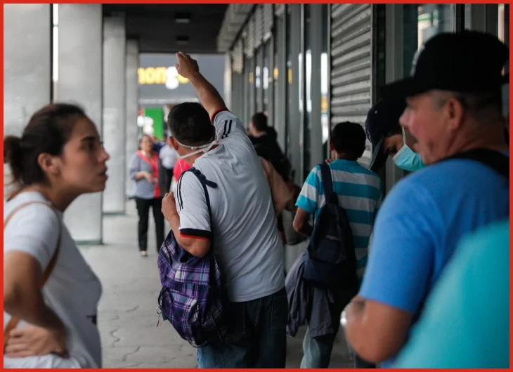 Paso 2 — Solicitar el retiro del FCL a través del Banco Popular o BAC